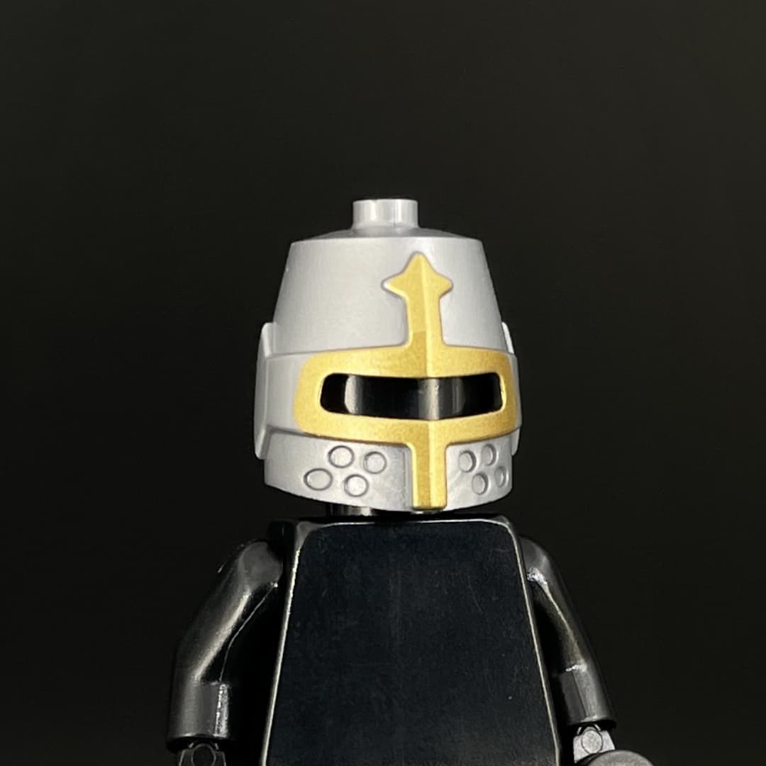 Knight Helmet with Streak and Outline Print